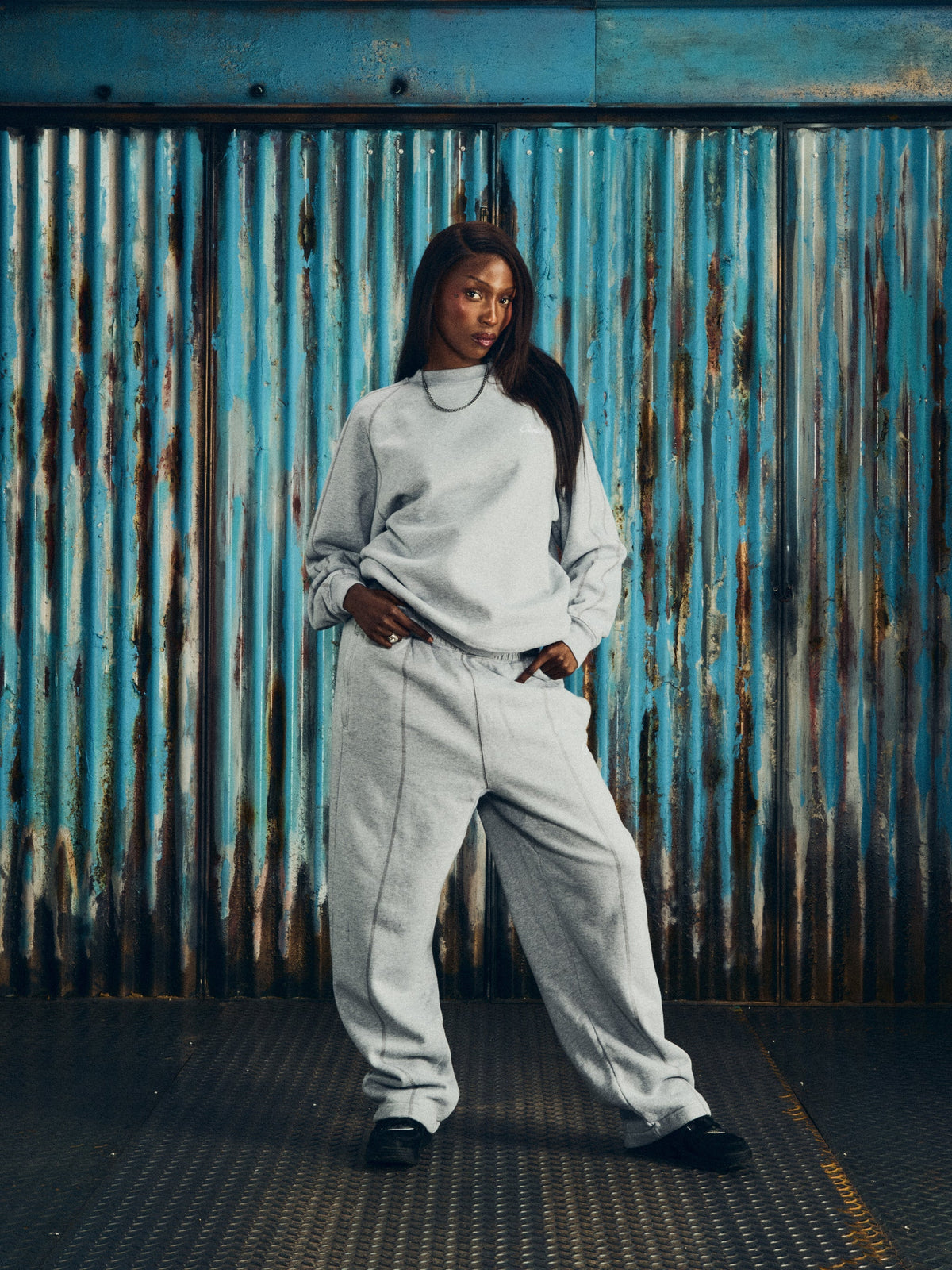 HMP V2 SWEATSHIRT